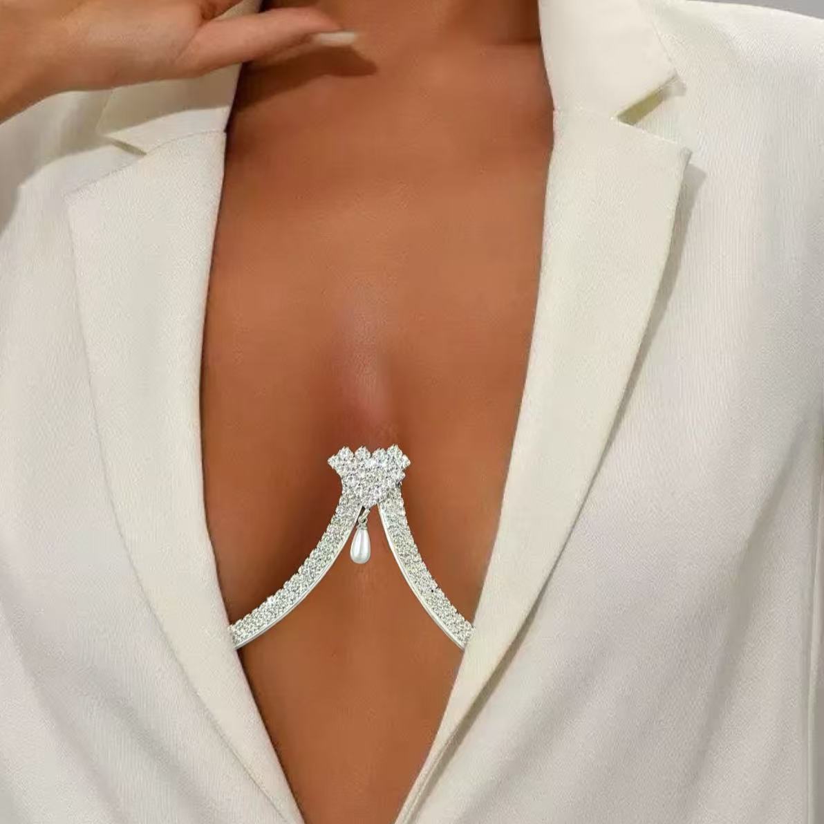 Body Jewelry Necklace - Collier soutien-gorge en forme de cœur